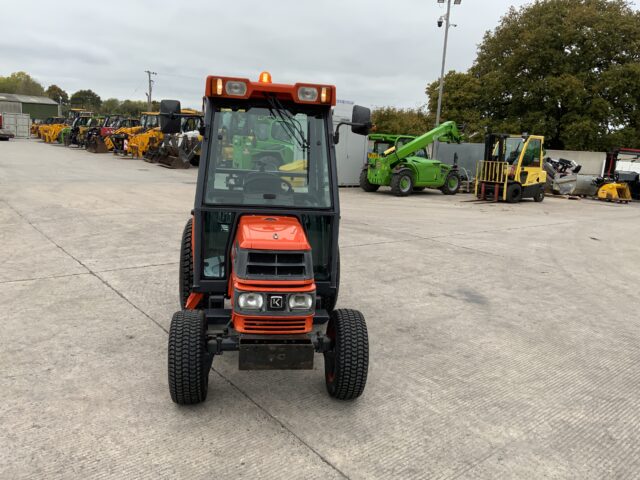 Kubota ST30 Compact Tractor (ST24350)