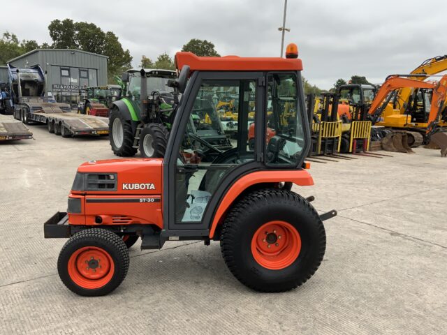 Kubota ST30 Compact Tractor (ST24350)