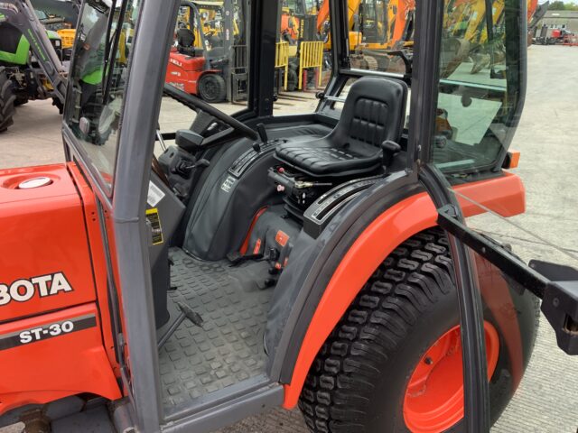 Kubota ST30 Compact Tractor (ST24350)