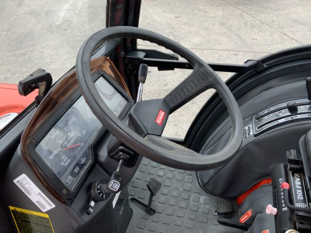 Kubota ST30 Compact Tractor (ST24350)
