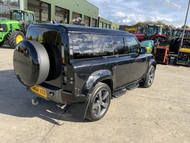 Land Rover Defender 110 5.0 P525 V8 Auto 4WD Euro 6 (s/s) 5dr (ST24810)