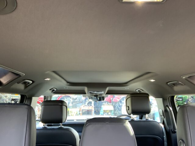 Land Rover Defender 110 5.0 P525 V8 Auto 4WD Euro 6 (s/s) 5dr (ST24810)