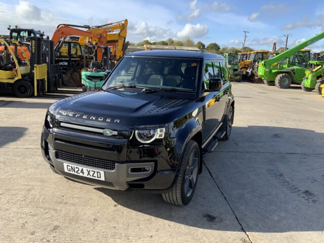 Land Rover Defender 110 5.0 P525 V8 Auto 4WD Euro 6 (s/s) 5dr (ST24810)