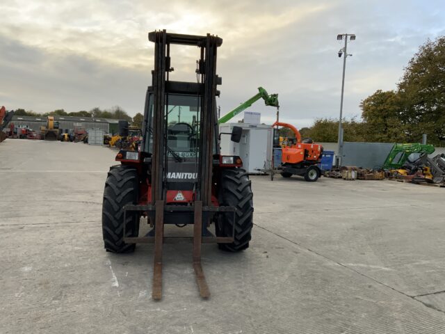 Manitou M26-4 RoughTerrain Fork Lift (ST24901)