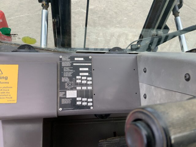 Manitou M26-4 RoughTerrain Fork Lift (ST24901)