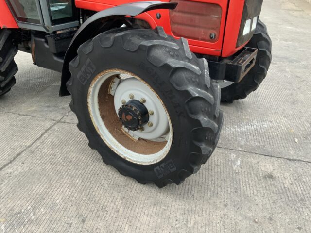 Massey Ferguson 4270 Power Shuttle 24/24 Tractor (ST24375)