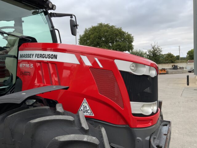 Massey Ferguson 6716s Dyna 6 Tractor (ST24184)