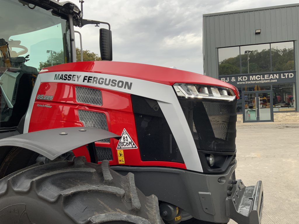 Massey Ferguson 8s.225 Dyna E Power Tractor (ST24558)