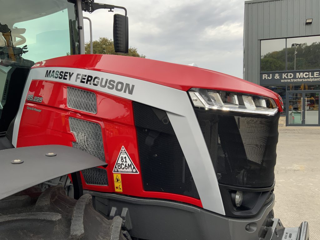 Massey Ferguson 8s.225 Dyna E Power Tractor (ST24558)