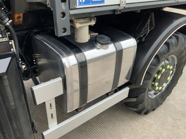 Mercedes-Benz U430 Unimog (ST24592)