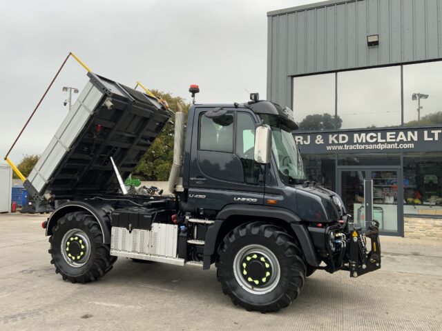 Mercedes-Benz U430 Unimog (ST24592)