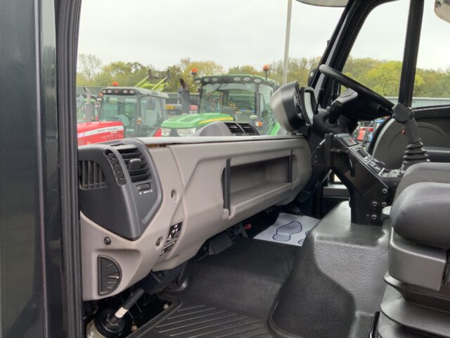Mercedes-Benz U430 Unimog (ST24592)
