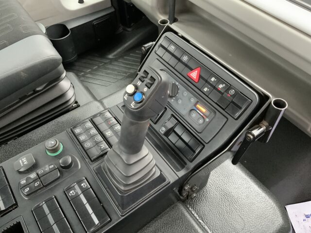 Mercedes-Benz U430 Unimog (ST24592)