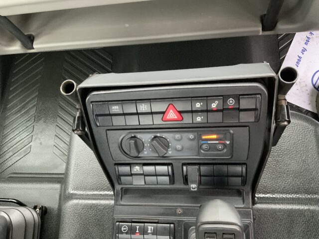 Mercedes-Benz U430 Unimog (ST24592)
