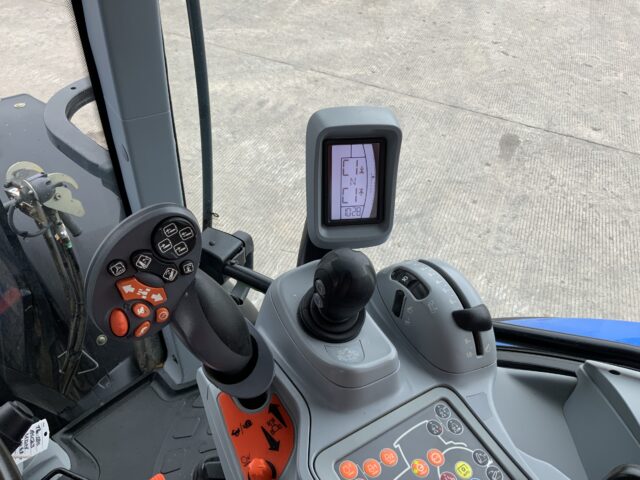 New Holland T6.180 Tractor (ST24599)