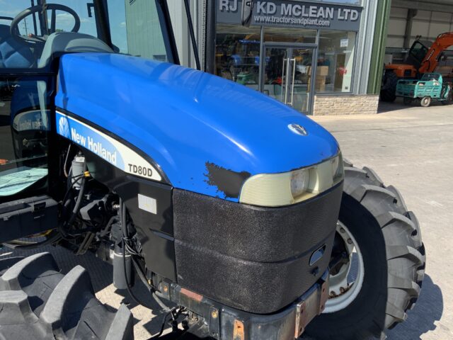 New Holland TD80D Tractor (ST23818)