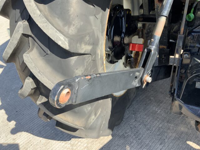 New Holland TD80D Tractor (ST23818)