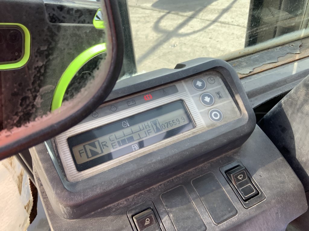 Nissan 30 Forklift (ST24877)