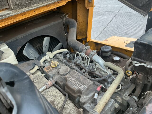 Thwaites 9 Tonne Straight Tip Dumper (ST24716)