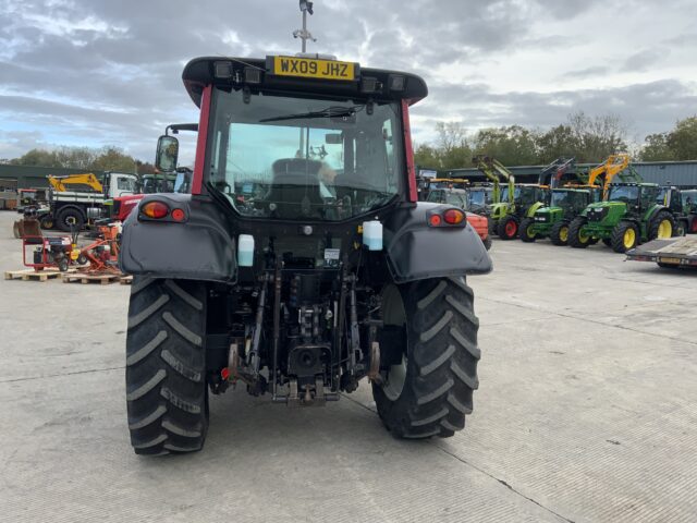 Valtra N92 Tractor (ST24838)