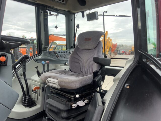 Valtra N92 Tractor (ST24838)