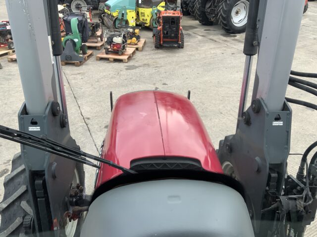 Valtra N92 Tractor (ST24838)