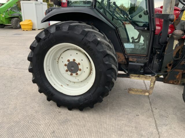 Valtra A93 Tractor (ST24382)