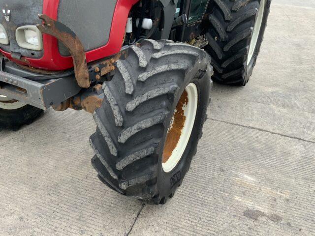 Valtra A93 Tractor (ST24382)