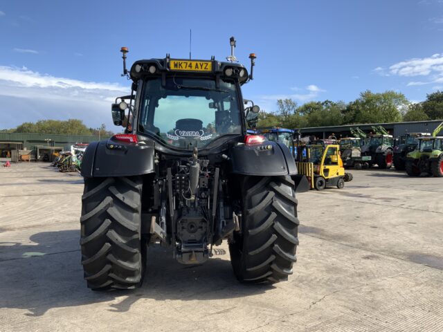 Valtra N175 Active Tractor (ST24335)
