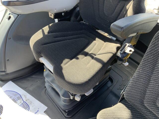 Valtra N175 Active Tractor (ST24335)