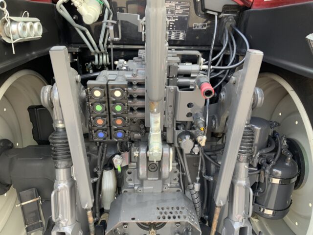 Valtra T235 ACTIVE Twin Track Reverse Drive