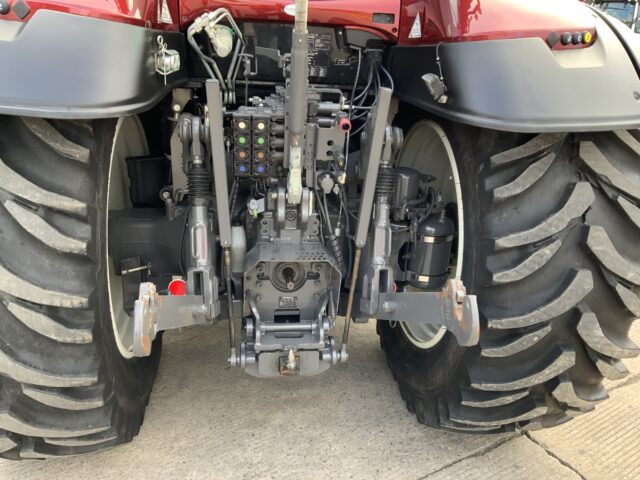 Valtra T235 ACTIVE Twin Track Reverse Drive