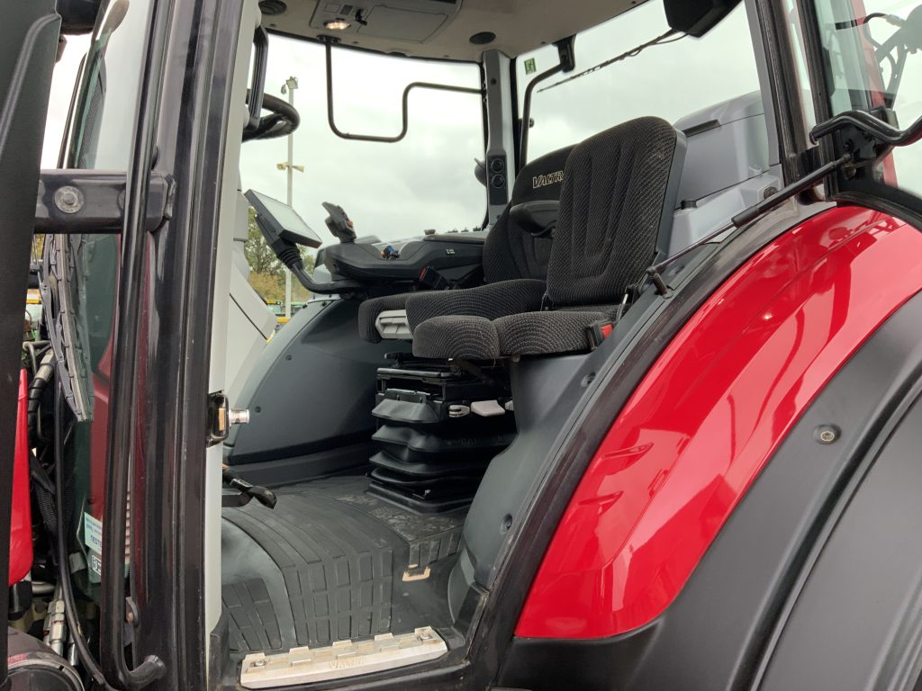 Valtra T254 Versu Tractor (ST24771)