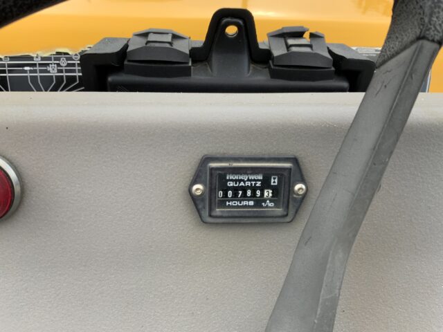 Volvo DD15 Roller (ST24728)