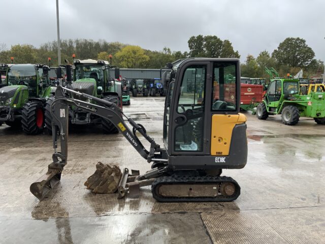 Volvo EC18C Digger (ST24839)