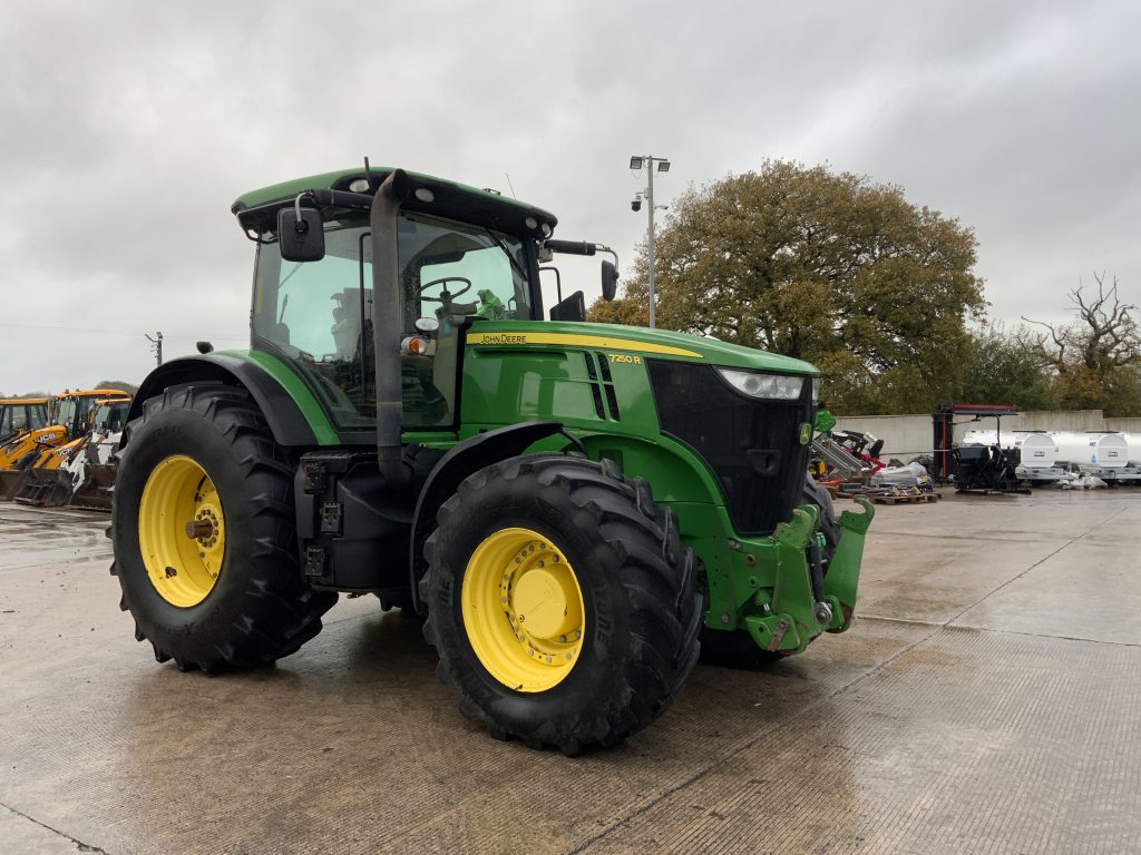 John Deere 7250R Tractor (ST24557)