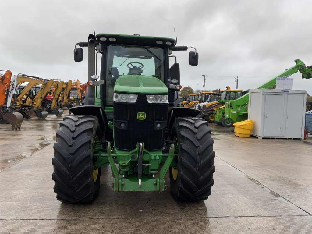 John Deere 7250R Tractor (ST24557)