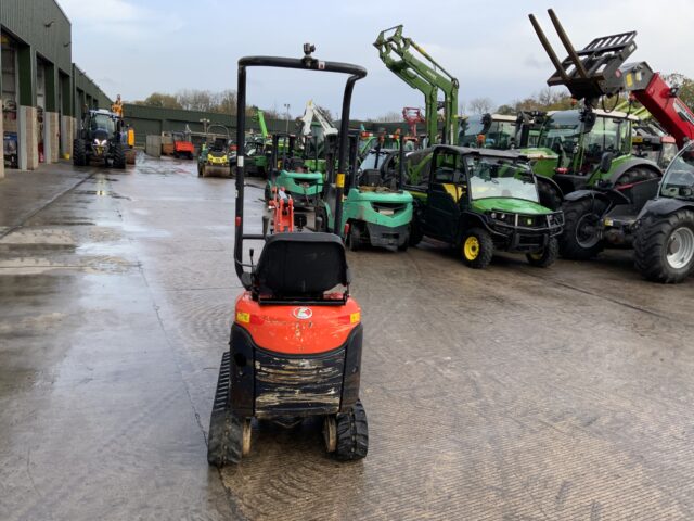 Kubota K008-3 Micro Digger (ST25022)