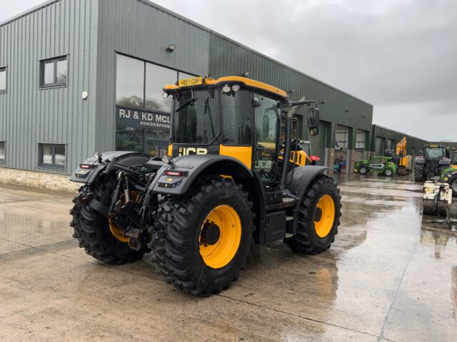 JCB 4220 Fastrac Tractor (ST24701)
