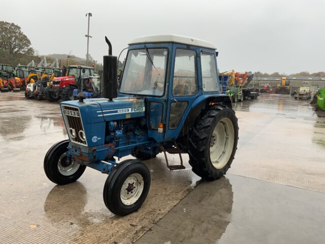 Ford 6600 Dual Power Tractor