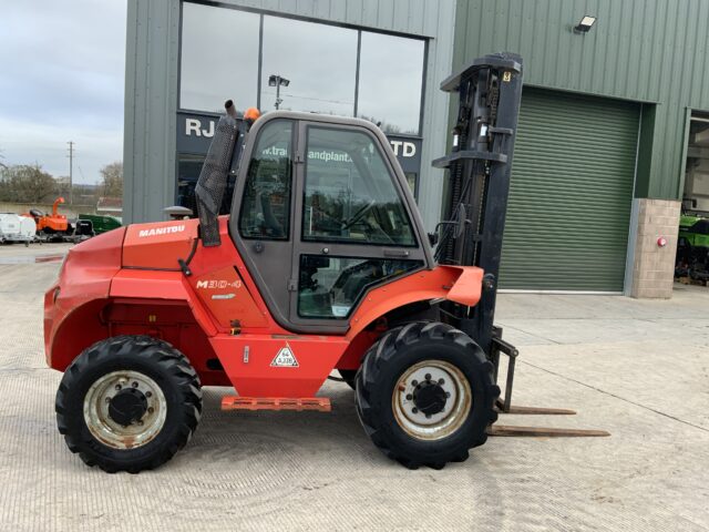 Manitou M30-4 Rough Terrain Fork lift (ST24957)