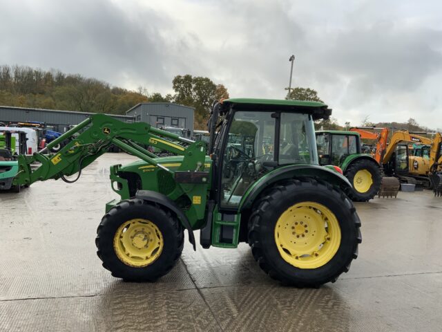 John Deere 5100M Tractor (ST25054)
