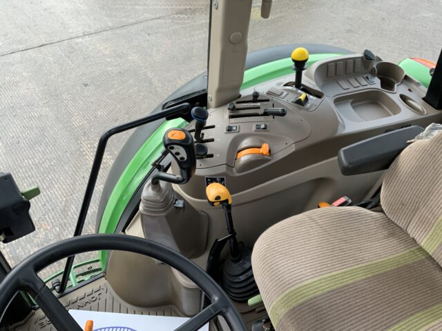 John Deere 5100M Tractor (ST25054)