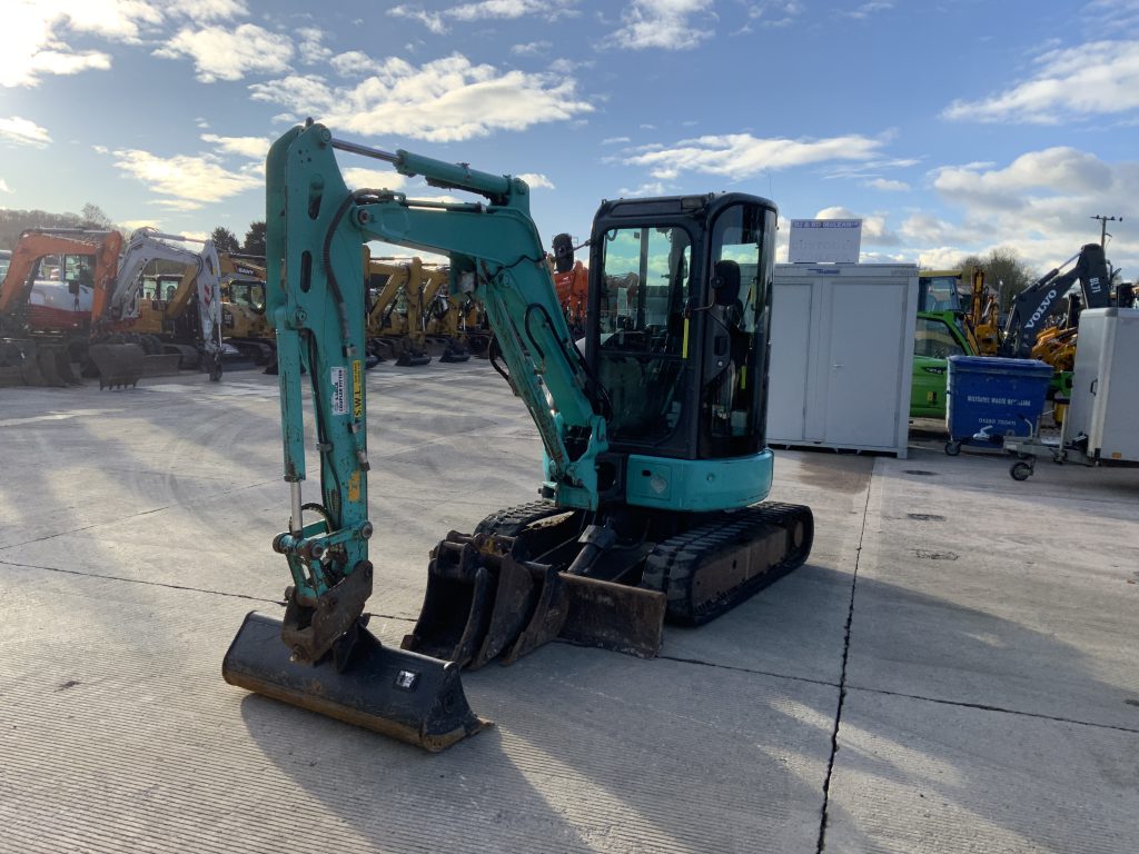 Kobelco SK28 SR-6 Digger (ST24947)