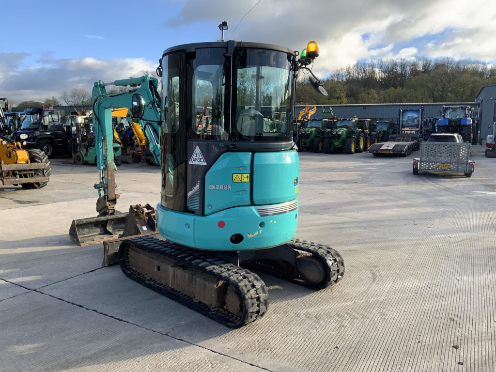 Kobelco SK28 SR-6 Digger (ST24947)
