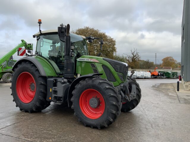 Fendt 718 Power Plus Tractor (ST24749)
