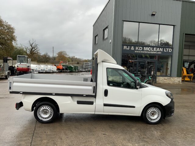 Fiat Doblo Pick Up (ST25120)