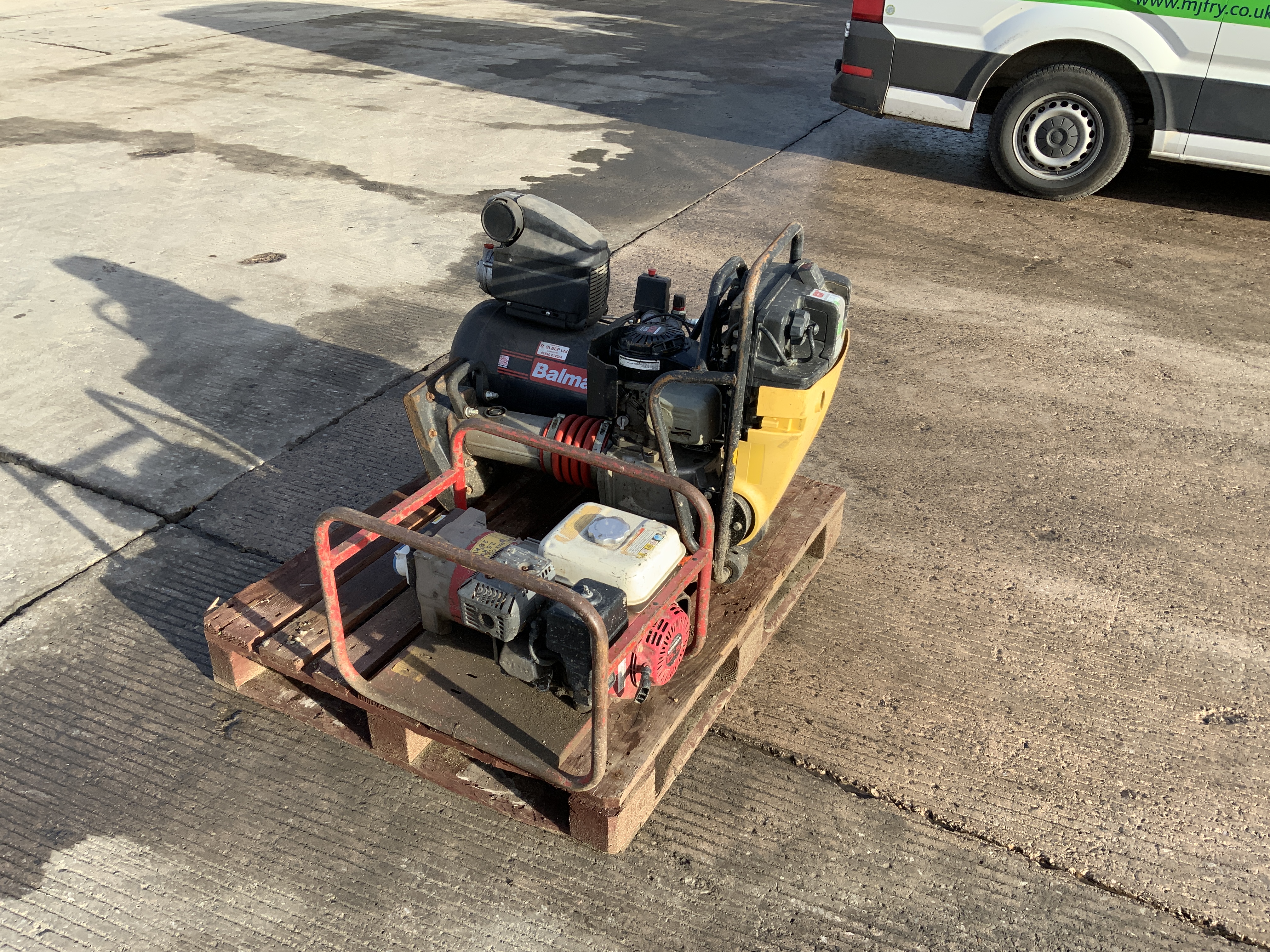 Pallet of Small Plant