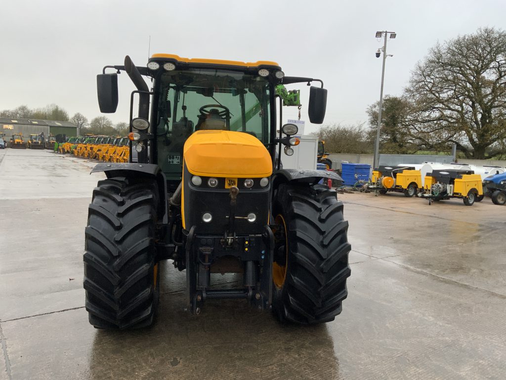 JCB 4220 Fastrac Tractor (ST24925)