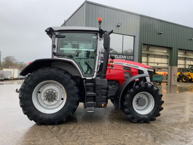 Massey Ferguson 8S.265 Dyna7 Tractor (ST25086)